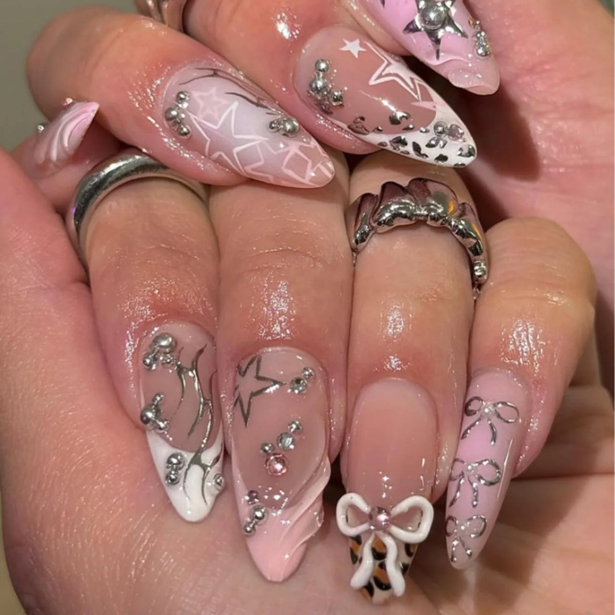 Halloween Bat Press-On Nails, 24 Pieces - Beauty & Personal Care from Linloft.