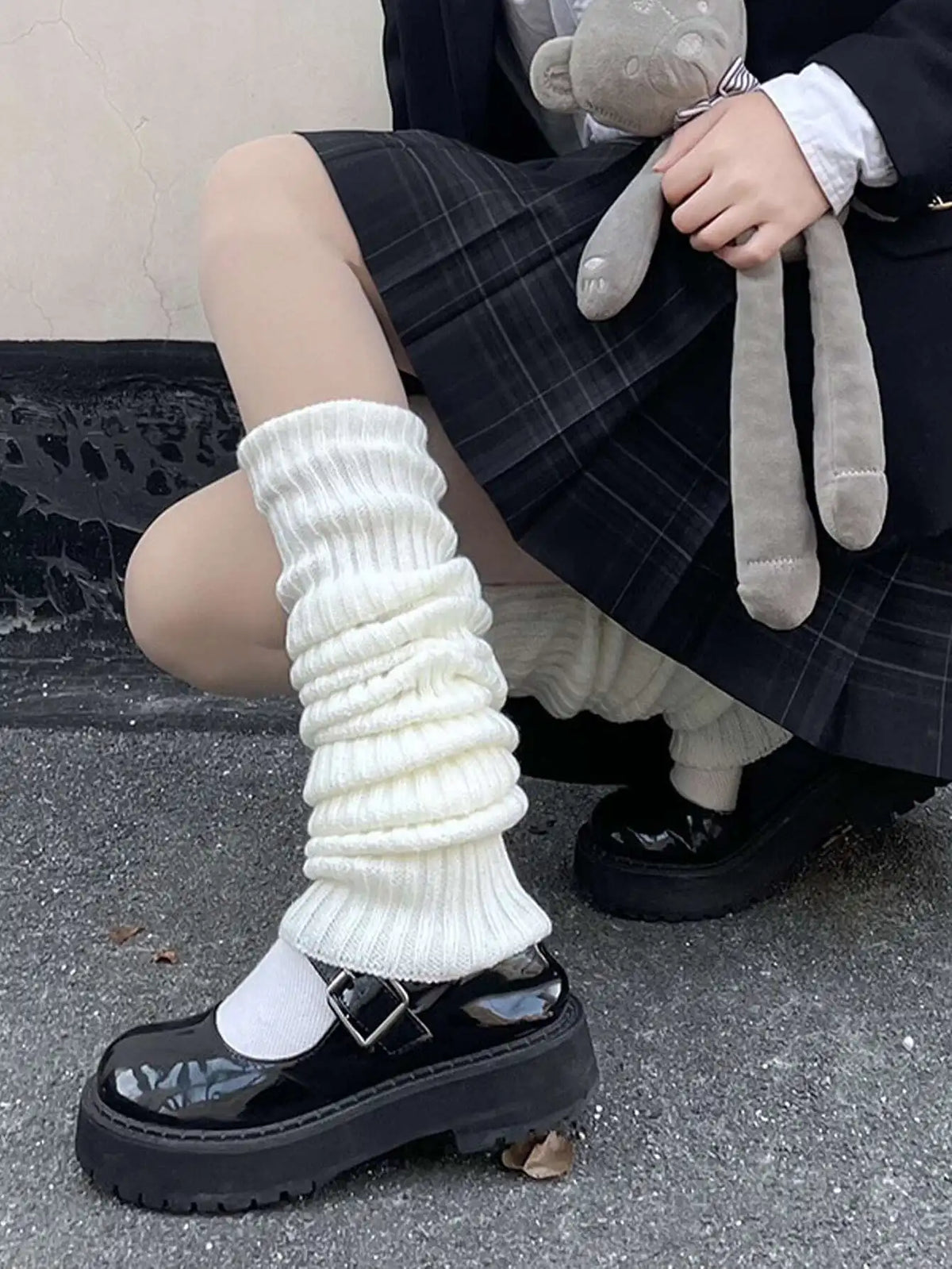 1 Pair Women's Solid Color Vertical Stripe Decorated Sweet And Cute Leg Warmers, Suitable For Spring, Autumn And Winter - Apparel & Accessories from Linloft.